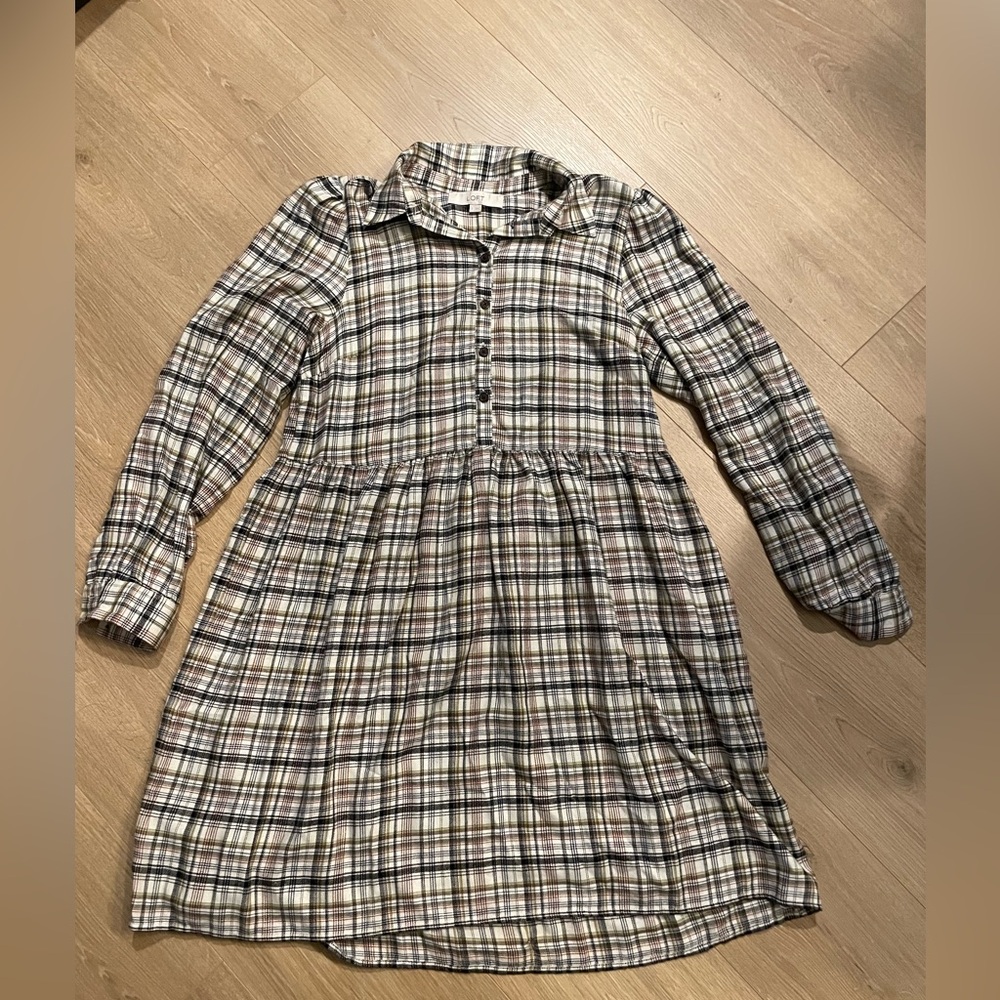 LOFT Cream/Black Plaid Fit and Flare Long Sleeve Button Dress, S